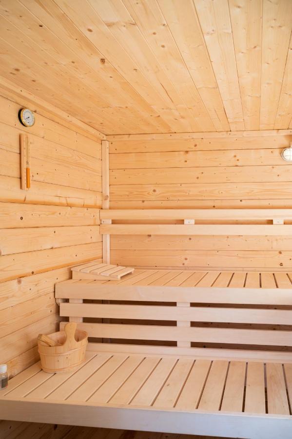 Zen-Bungalow No 1 Met Sauna En Hottub Rheezerveen Экстерьер фото